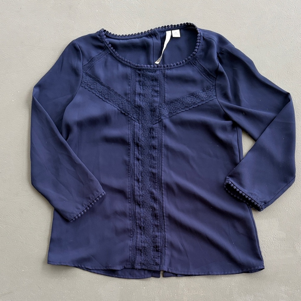 LC Lauren Conrad Navy Blouse with Lace Accents Size XS